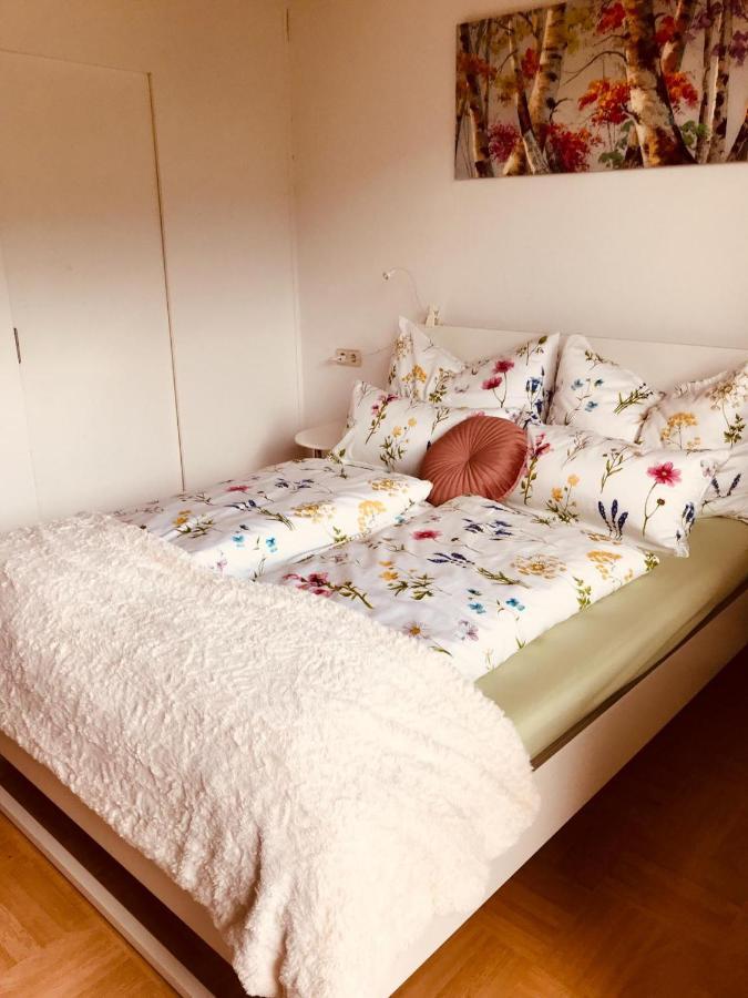 Ferienwohnung Resi Mit Traumhaftem Seepanorama ชไตน์ดอร์ฟ อัม ออสเซียเฮอร์ ซี ภายนอก รูปภาพ