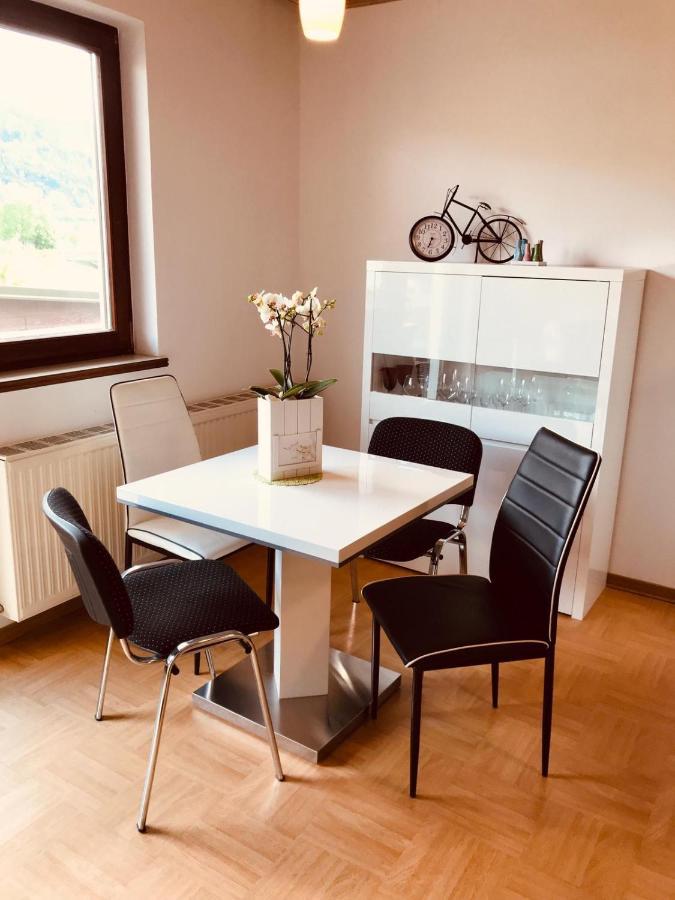 Ferienwohnung Resi Mit Traumhaftem Seepanorama ชไตน์ดอร์ฟ อัม ออสเซียเฮอร์ ซี ภายนอก รูปภาพ