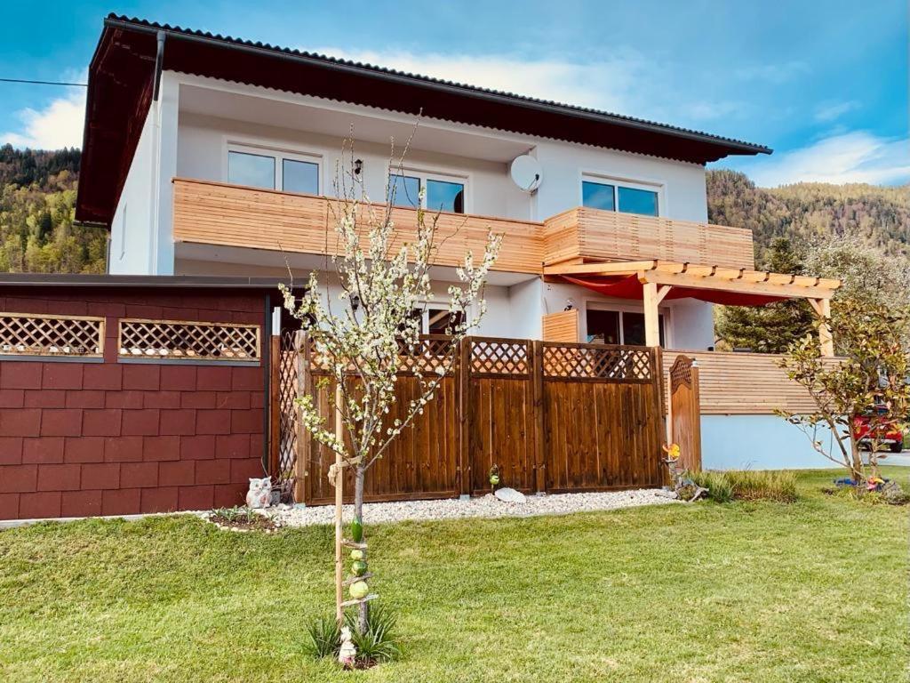 Ferienwohnung Resi Mit Traumhaftem Seepanorama ชไตน์ดอร์ฟ อัม ออสเซียเฮอร์ ซี ภายนอก รูปภาพ